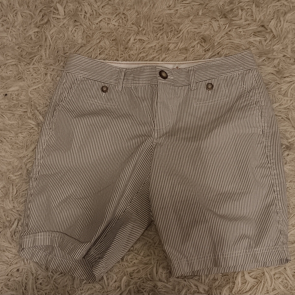 Dockers Pants - Dockers Women's Striped Shorts SZ 12 P